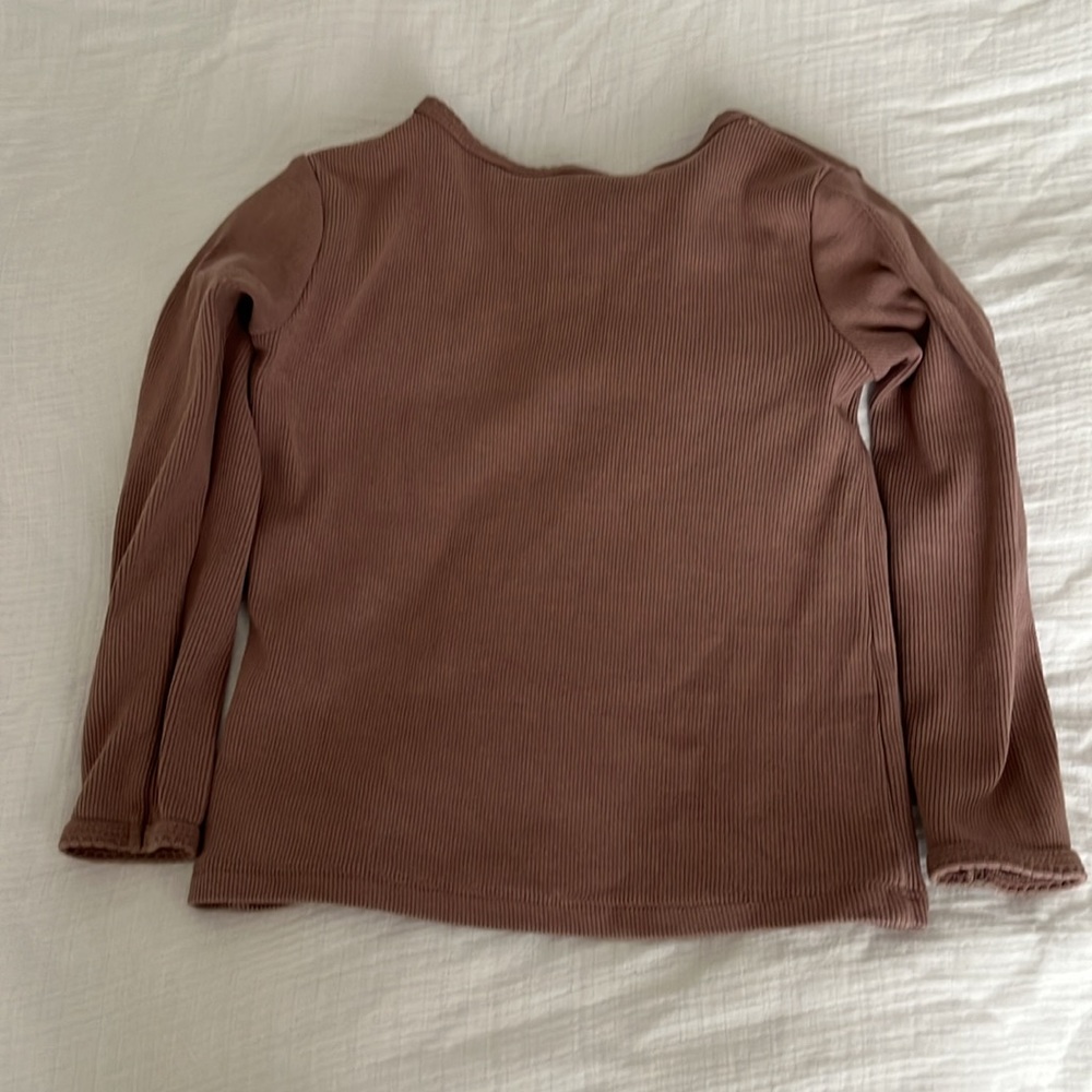 4/$20 Ribbed Shirt | H&M | 2T - Picture 2 of 4